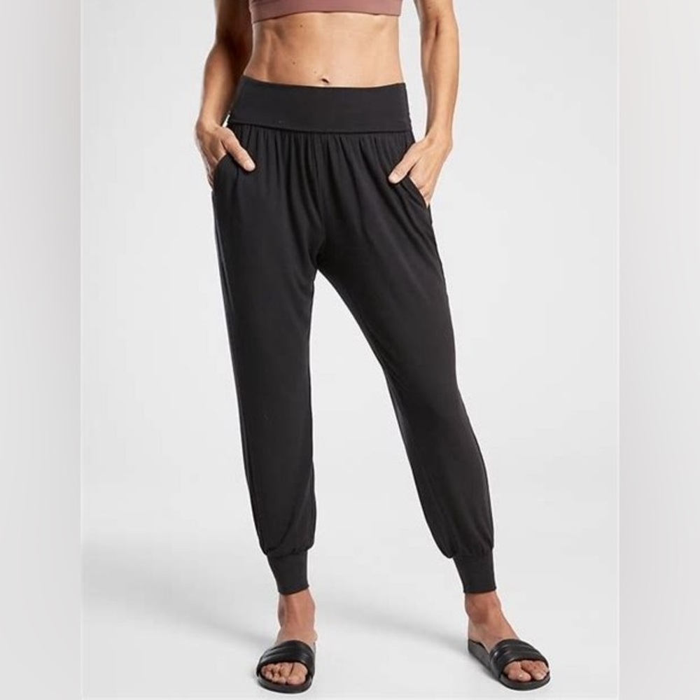 Athleta Studio Jogger Black Modal Spandex Pockets L